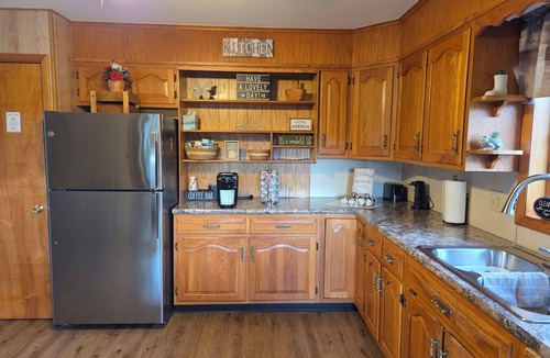 Newville House | Pond-A-View 3-bedroom Rancher with views of the mountain and rolling fields.