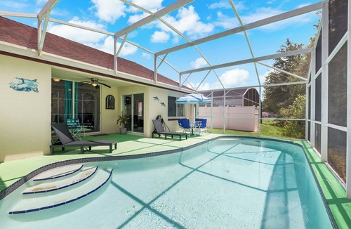 Lindfields House | Pool 12 Mins to Disney Private Parking