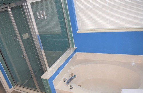 Lindfields House | pool 4 bed 2 bath near DISNEY