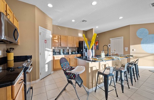 Watersong House | Pool - Life Size Games - 25 mins to Disney World