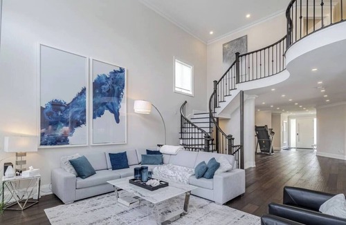 Meadowvale Village House | Poolside Perfection, Culinary Delight