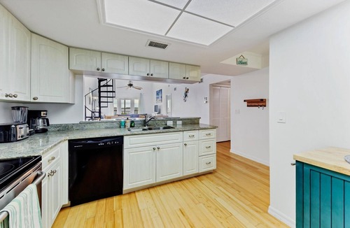 Port Charlotte Condo | Port Charlotte Private Waterfront Condo WA4410 U317