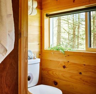 Elkton Other | Postcard Cabins Beaver Creek Ohio, Outdoor Collection by Marriott Bonvoy