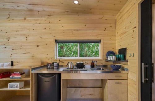 Elkton Other | Postcard Cabins Beaver Creek Ohio, Outdoor Collection by Marriott Bonvoy