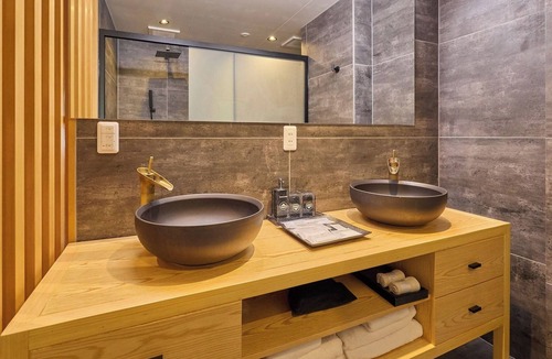 Oishi Hotel | Premium Room No Mt Fuji viewOpenAir Bath IncludedBreakfast included/Minamitsuru-gun Yamanashi