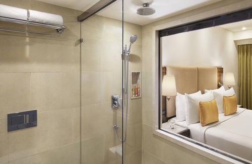 Cuffe Parade Hotel | President, Mumbai - IHCL SeleQtions