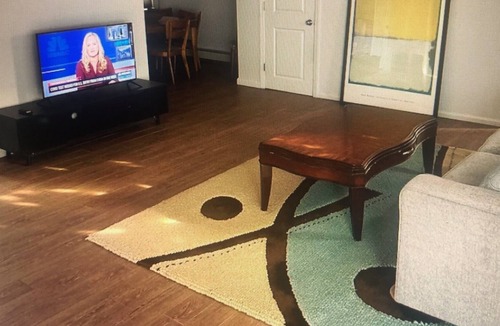 Lido Beach Apartment | Prestene beach pad with lovely