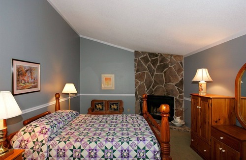 Grey Highlands House | Pretty River Valley Country Inn