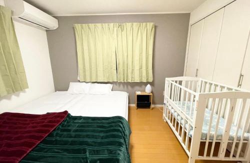 Shinjuku Villa | Prime Shinjuku - 12min to Kabukicho - Quiet Park Area - Entire House - 3BD 6Beds - 70 sqm 750 sqft