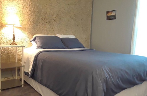 South Pointe of Tampa Resort | Private room ∙ 2 guests