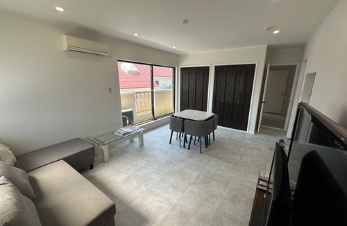 Chigasaki House | Private 2nd floor hideaway stay near Beach