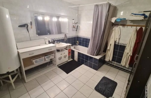 Asnieres-sur-Seine Apartment | Private apartment, comfort and cheerfulness