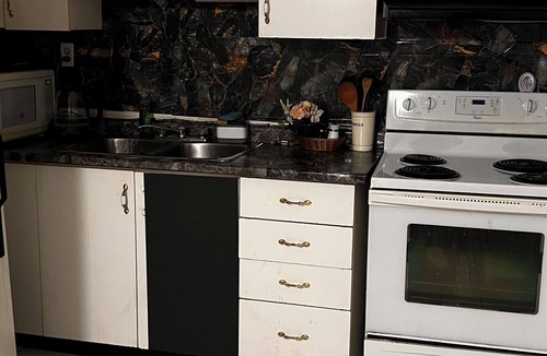 Brampton House | Private Basement in Brampton wit Private Entrance