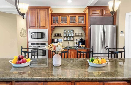 Lakeville House | Private Boat Slip, LakeFront, Hot Tub, Skee Ball