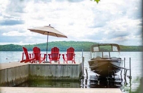 Madawaska Valley Ski Chalet | Private Chalet in Nature & Water/Near Algonquin