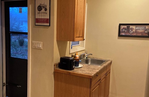 Long Island Apartment | Private Cottage