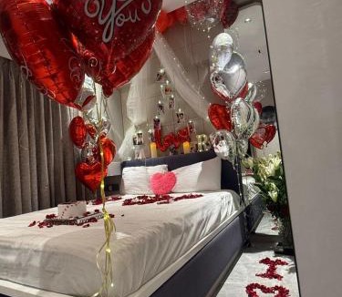 Marol House | Private Ensuite Room in Modern Apartment