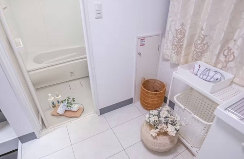 Higashiikebukuro Villa | Private home in Ikebukuro. 5 - min to Ikebukuro, 2 - min to Sunshine City,