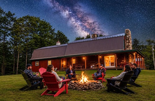 Coudersport Cabin | Private Luxury Cabin for Cherry Springs - Game Rm