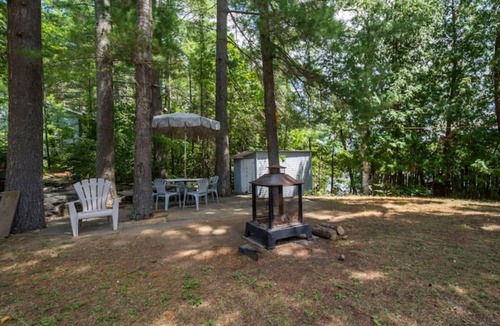Tudor and Cashel Cottage | Private Peninsula - Modern yet Cozy 5-Bedroom Renovated Cottage