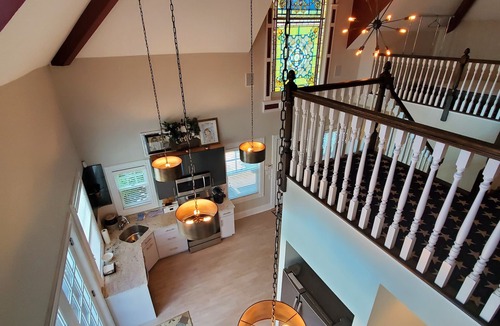 Rockville Centre House | Private Pool House with Loft Arrangement Walking distance to town!