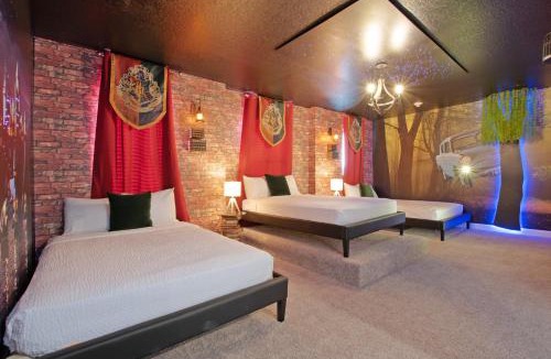 Kissimmee House | Private PoolSpa GameRoom near WDW Sleeps 25
