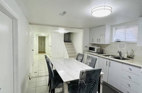 Downsview Resort | Private room ∙ 1 guest