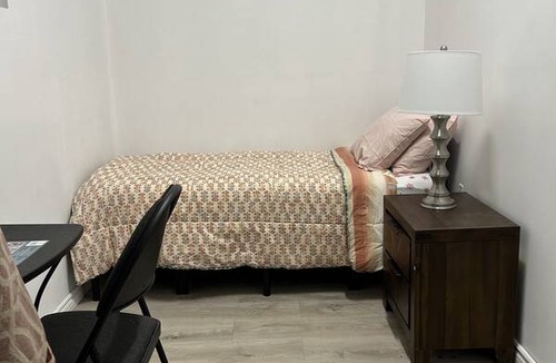 Downsview Resort | Private room ∙ 1 guest