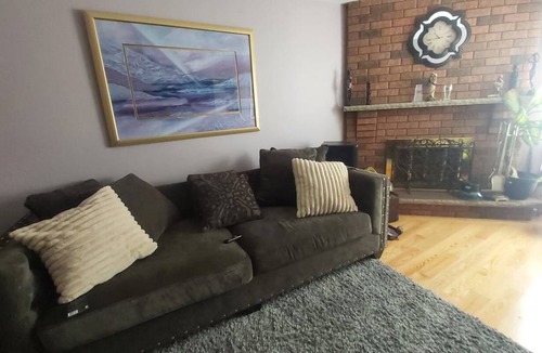 Central Erin Mills Resort | Private room ∙ 1 guest