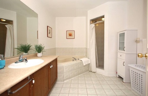 Downsview Resort | Private room ∙ 3 guests