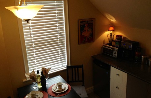 Stratford Resort | Private room ∙ 4 guests