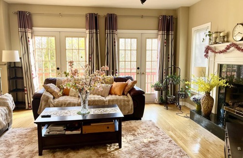 Richmond Hill Resort | Private room ∙ 4 guests