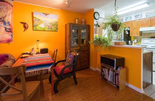 Willowdale Condo | Private Room in an Artsy Condo, North York Center