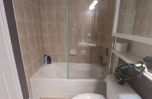 Guelph House | Private Room in Guelph