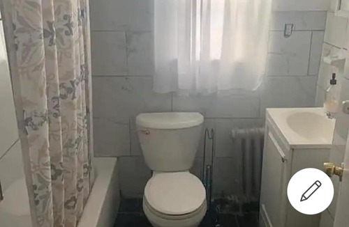 Weequahic House | Private room in newark#2