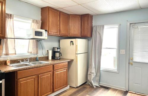 Johnson City Apartment | Private Room-Queen Bed-Shared Living Spaces