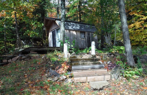 Algonquin Highlands Cottage | Private Waterfront Cottage On Little Hawk Lake. 3+1 Bedroom, Water Access Only.