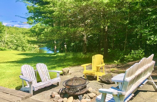 Seguin Cottage | ☀Private Waterfront LogStyle Cottage With Lakeview!