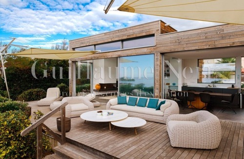 Isolella Villa | * PROMO SEPTEMBER * Sublime villa in Isolella feet in the water