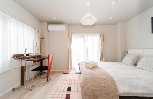 Honkomagome Villa | Promotion 東京中心 超大别墅 全新装修3层楼独栋别墅 家的感觉 4卧室1厅 最大9人Brand new 3-story detached villa with a homey feel 4rooms max 9P 近商圈 设备齐全 直达新宿 银座 涉谷 上野 表参道 品川