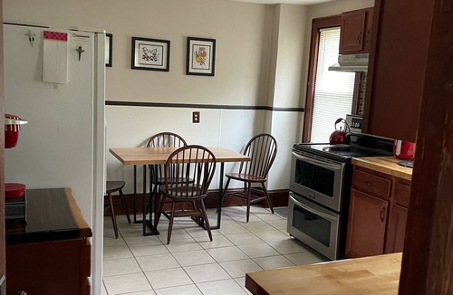 Bellefonte House | PSU-Happy Valley Cottage