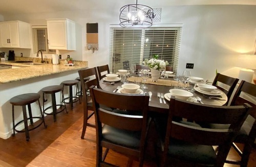 Rita Ranch House | Purified pool-private back yard-family
