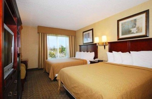 Trevose Hotel | Quality Inn & Suites Bensalem