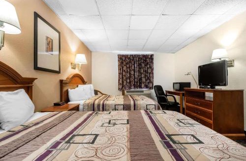 Port Crane Hotel | Quality Inn & Suites Binghamton Vestal