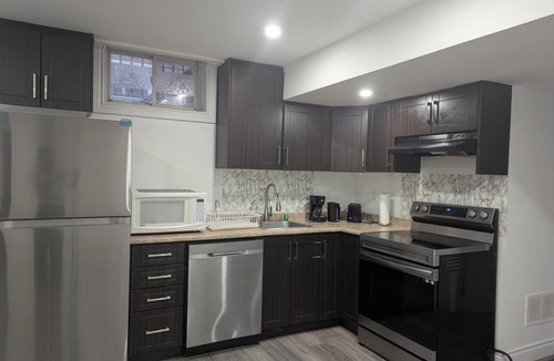 Grand River South Apartment | Queen bed occupancy with attached washroom - Close to YKF airport