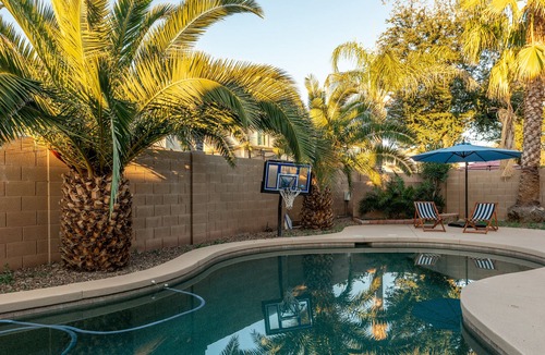 Queen Creek House | Queen creek home away from home