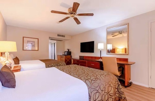 Yuma Townsite Hotel | Queen Room Stay | Near Yuma Crossing & Historic Downtown
