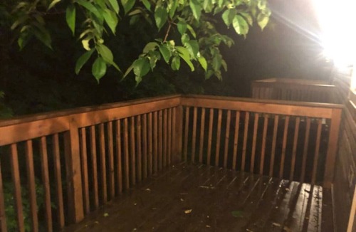 Aliquippa House | Quiet 2 BR with washer & dryer & back deck