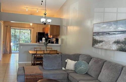 Bryn Mawr Condo | Quiet and Charming Condo in Orlando PRIME LOCATION