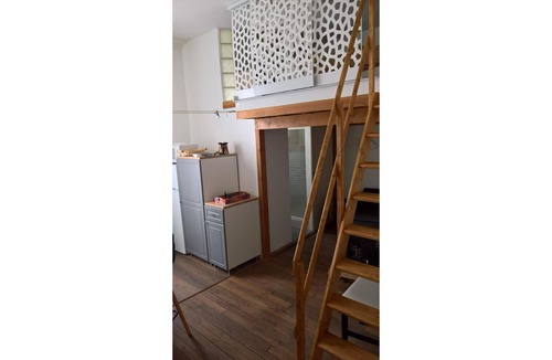 20th Arrondissement Apartment | Quiet, cozy studio in the heart of Paris